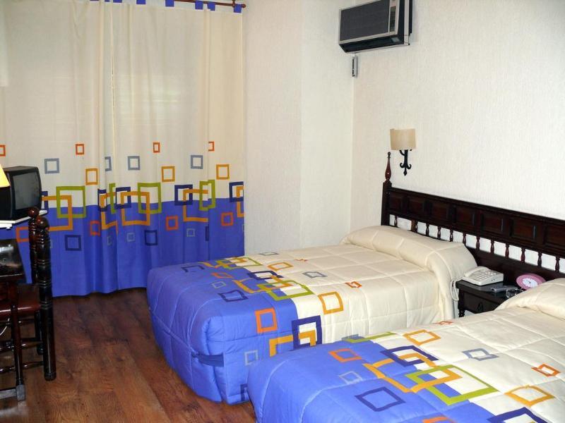 Hotel Restaurante Las Galias Zuera Номер фото