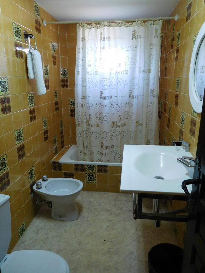 Hotel Restaurante Las Galias Zuera Екстер'єр фото