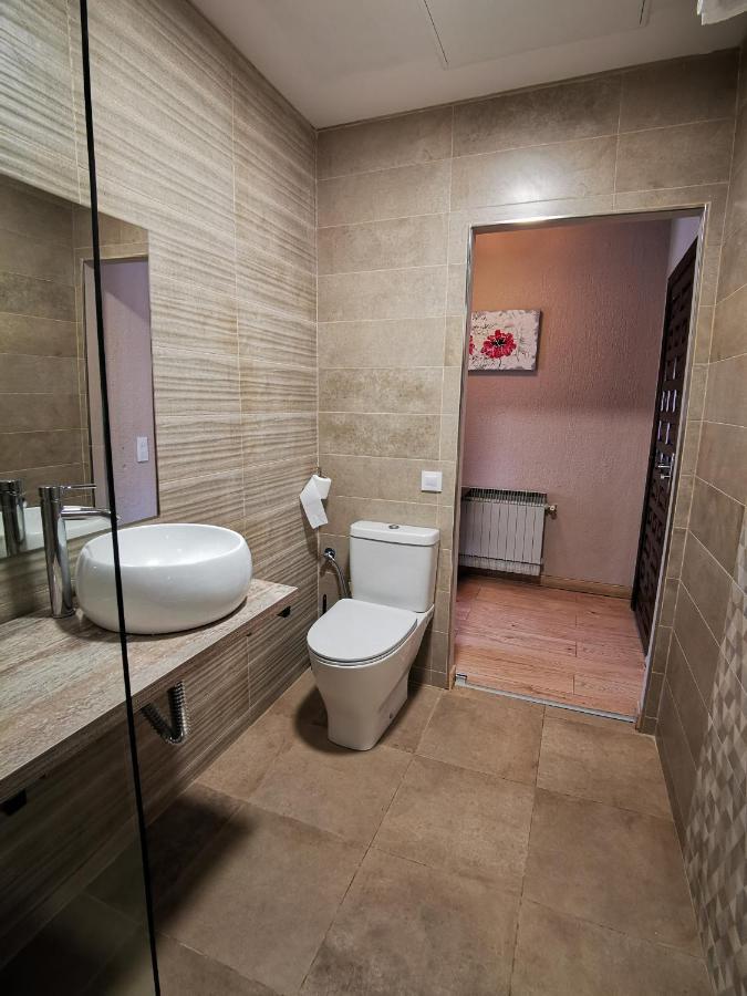 Hotel Restaurante Las Galias Zuera Екстер'єр фото